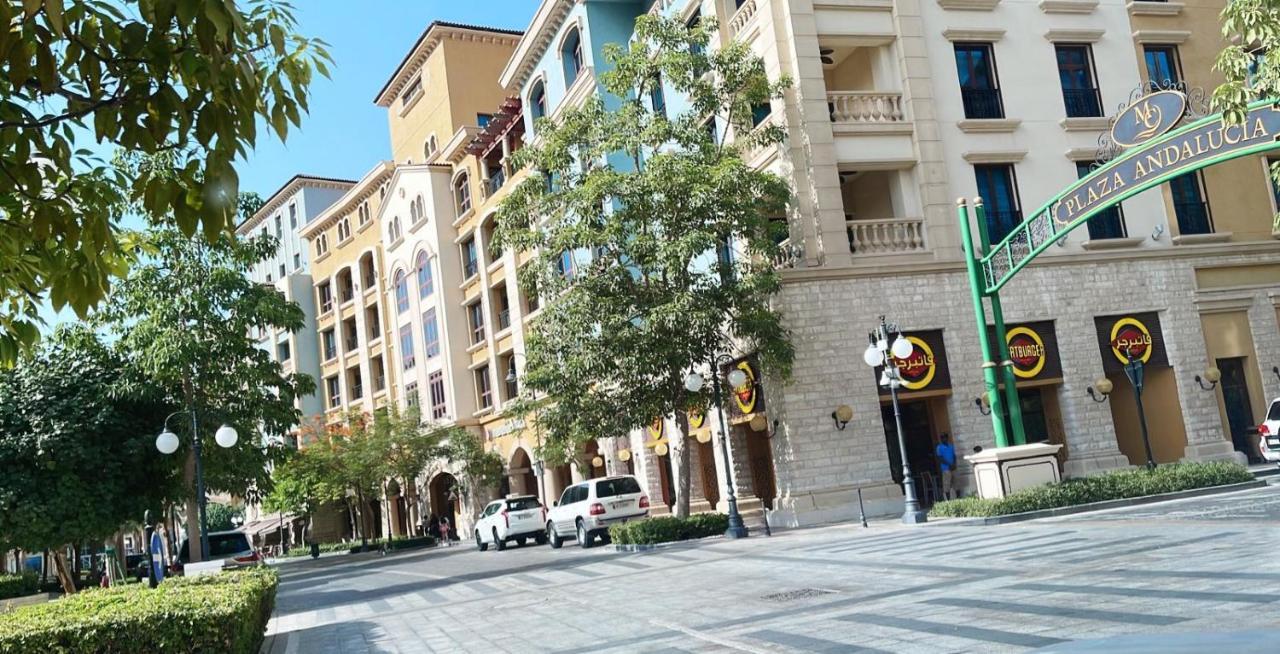 Luxury 2 Bedroom Apt In The Pearl With Marina View ドーハ エクステリア 写真