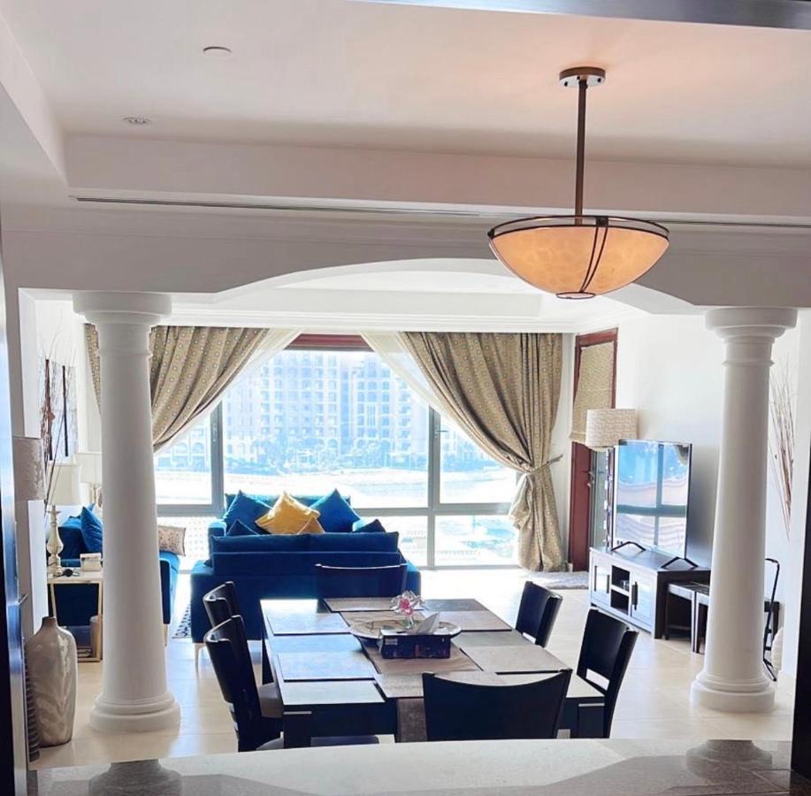 Luxury 2 Bedroom Apt In The Pearl With Marina View ドーハ エクステリア 写真